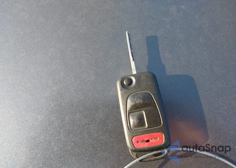 2000 Mercedes-Benz Slk 230 Kompressor из США, поврежденный, VIN WDBKK47F7YF151123